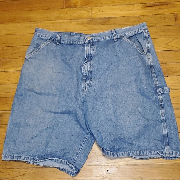 Wrangler Other - Men's wrangler hero crago jean shorts size 40